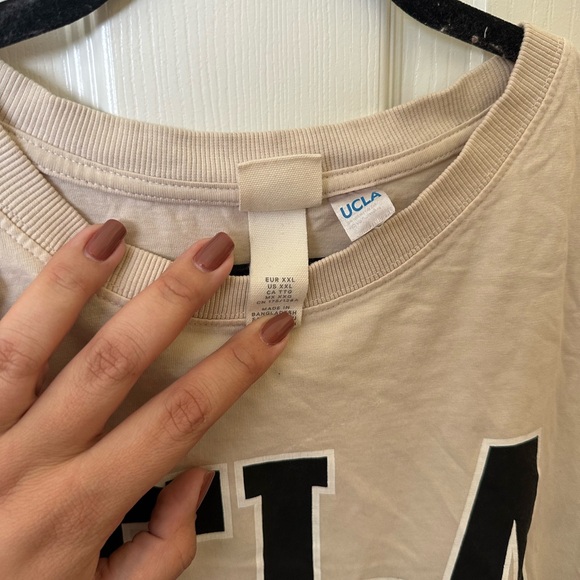 UCLA graphic tee - Picture 2 of 2